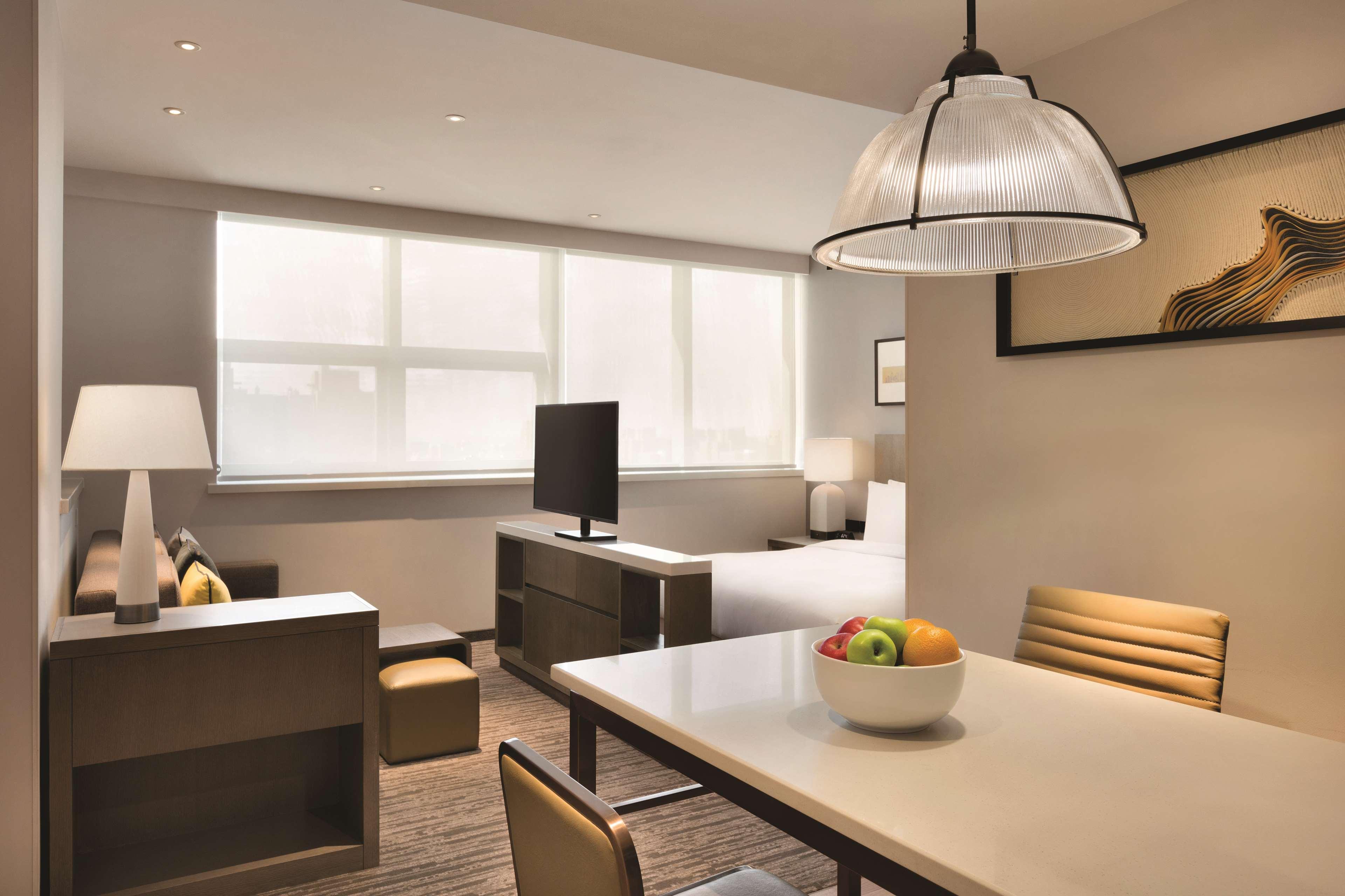 Hyatt House Yinchuan Yuecaicheng Hotel Ngoại thất bức ảnh
