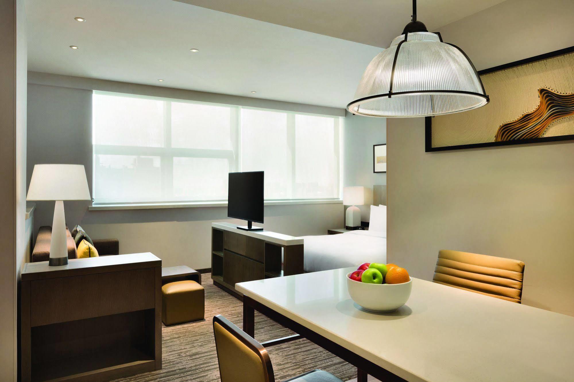 Hyatt House Yinchuan Yuecaicheng Hotel Ngoại thất bức ảnh